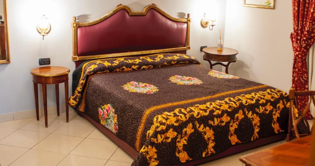 Hotel Serena Неаполь Екстер'єр фото