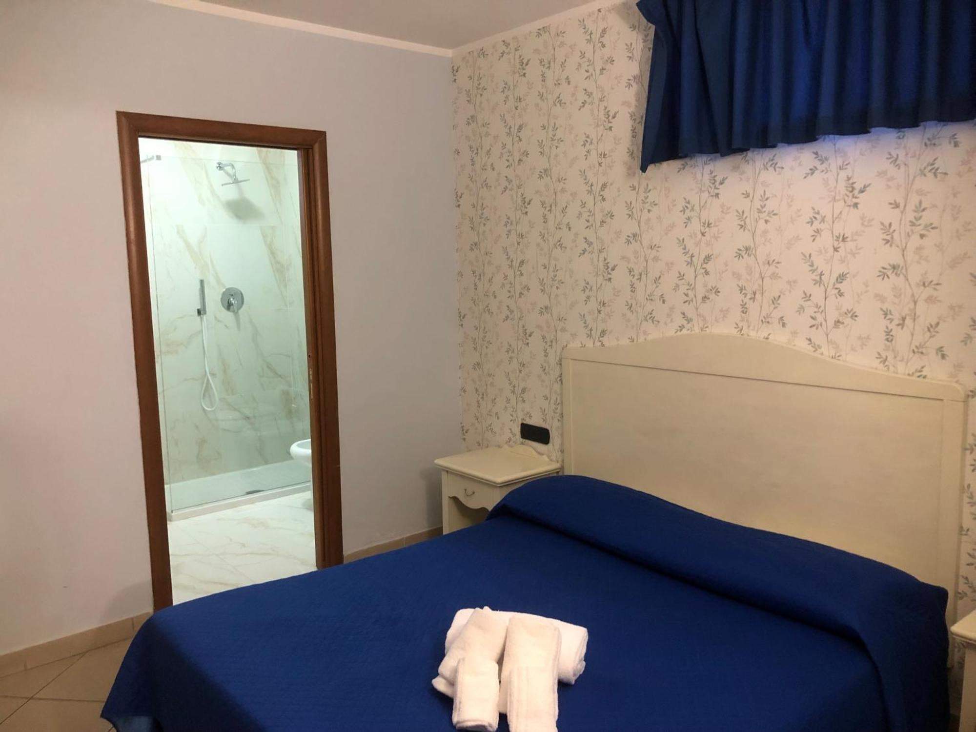 Hotel Serena Неаполь Екстер'єр фото